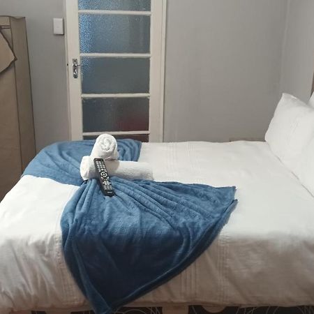 Bertha'S Place Apartment Претория Екстериор снимка