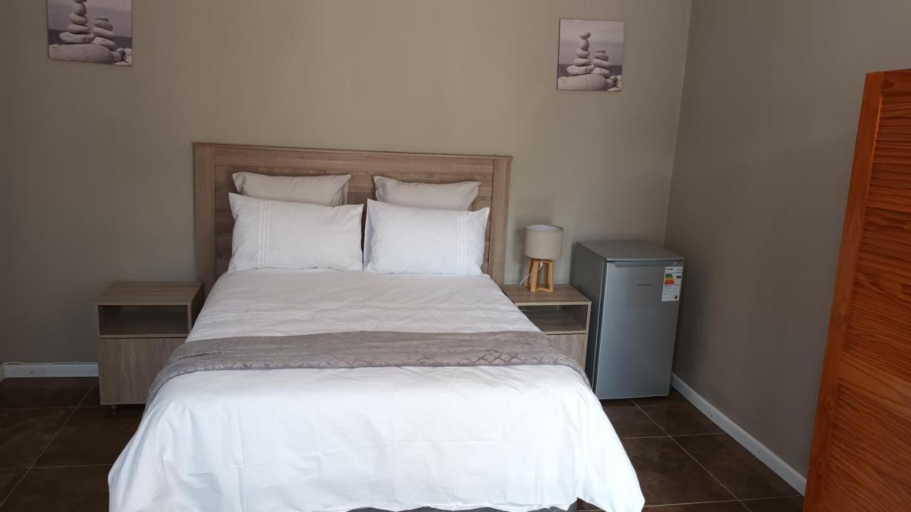Bertha'S Place Apartment Претория Екстериор снимка