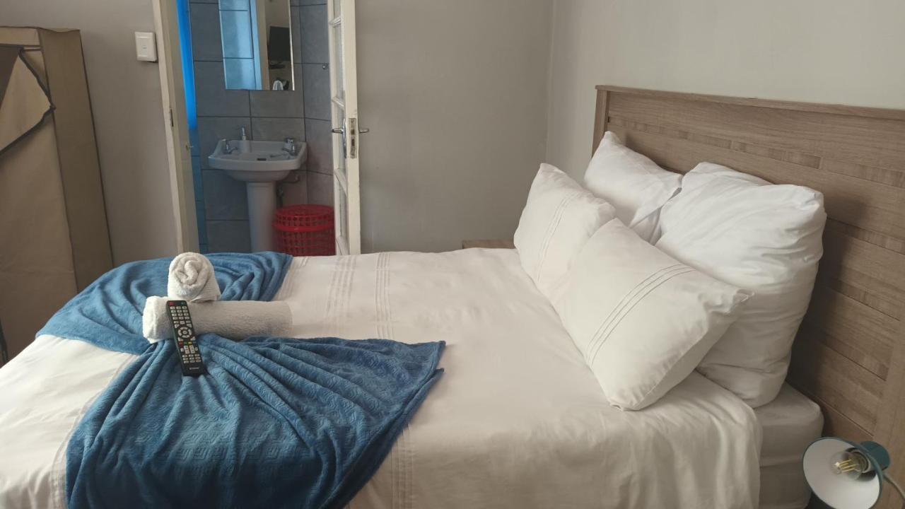 Bertha'S Place Apartment Претория Екстериор снимка